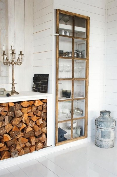 Fenêtre ancienne pour créer une porte d'armoire a vaisselle - La Parenthèse déco