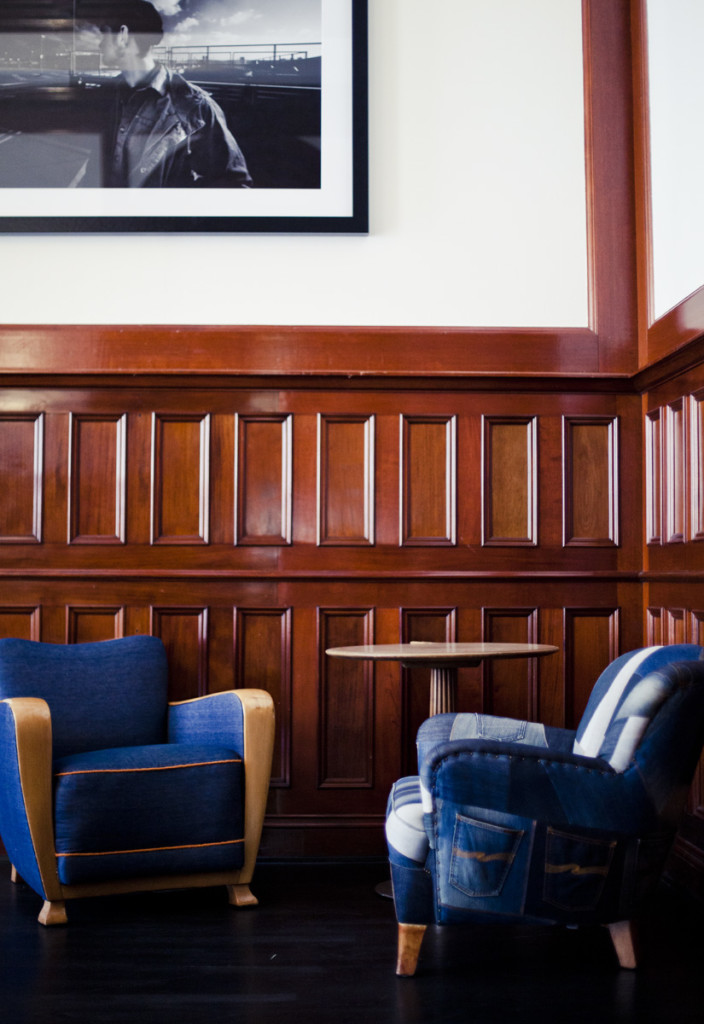 fauteuils en jean's - bureau originale - la parenthèse déco